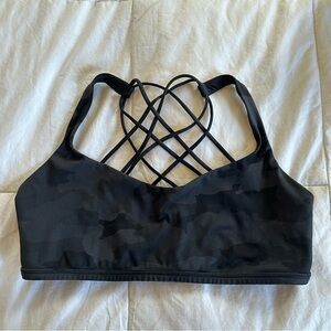 Lululemon Free To Be Sports Bra